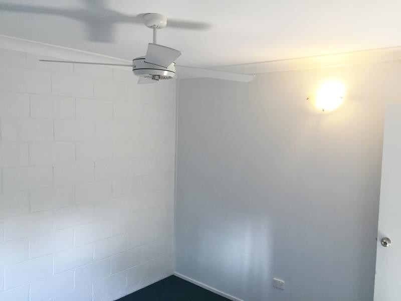 1/346 Stenhouse Street, Koongal QLD 4701